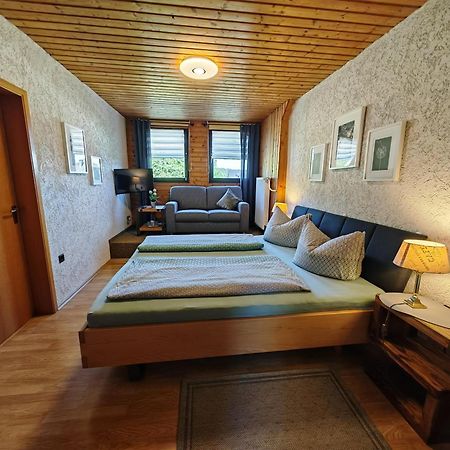 Hotel Pension Wolf エーバーマンシュタット エクステリア 写真